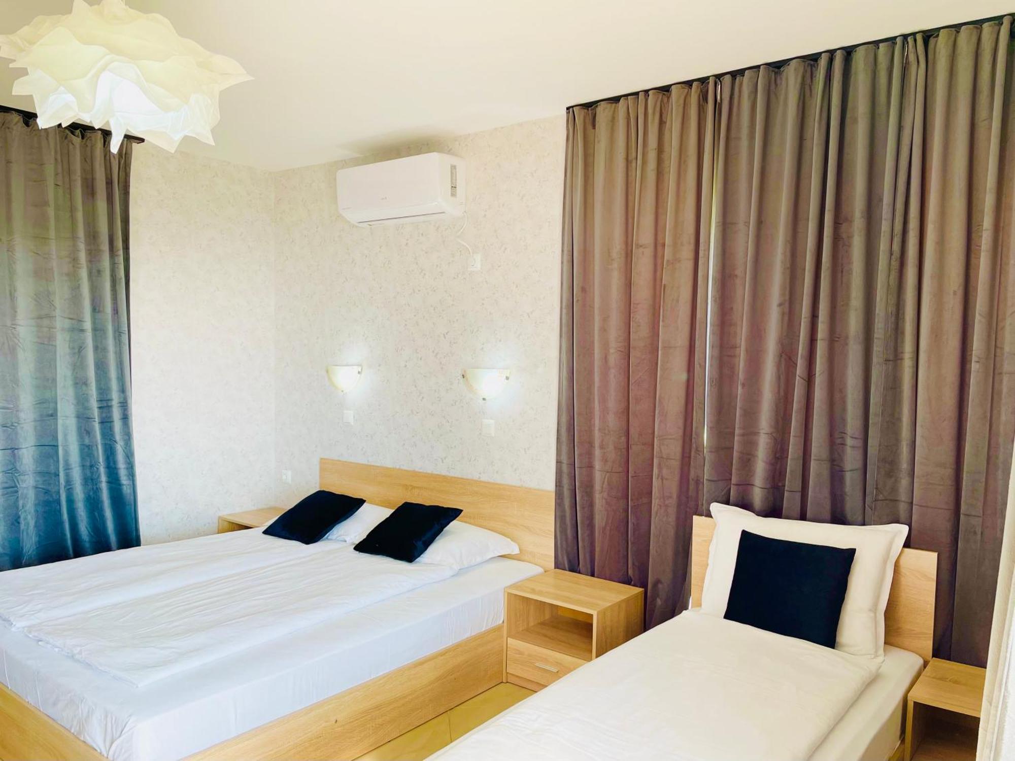 Stefaniya Apartments Sozopol Bagian luar foto
